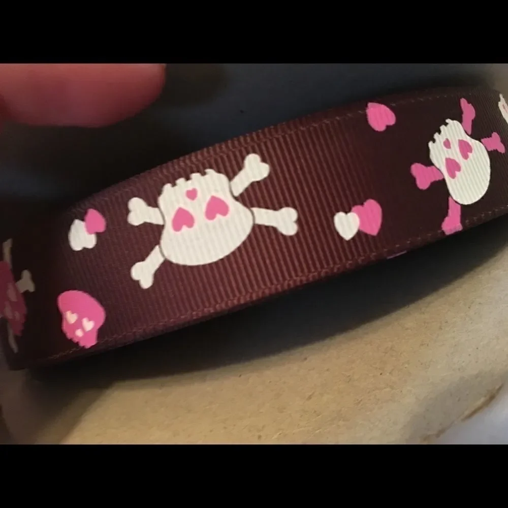 5/$24 grosgrain Ribbon 7/8” NEW 5 yards skulls